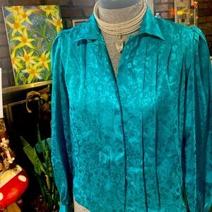 Vintage pleated flower print dress shirt